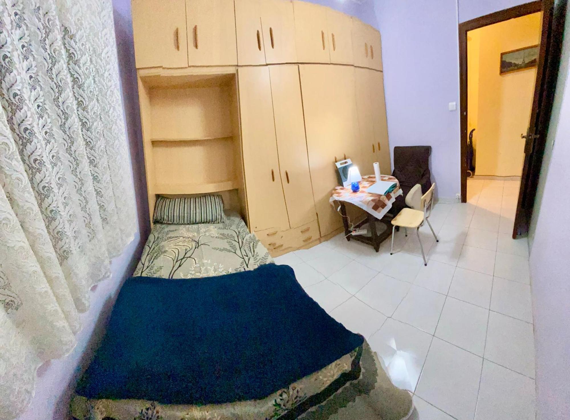 Habitacion Barato En Piso Familiar Compartido El Centro De La Ciudad Cerca De La Estacion De Autobuses Ταραγόνα Εξωτερικό φωτογραφία