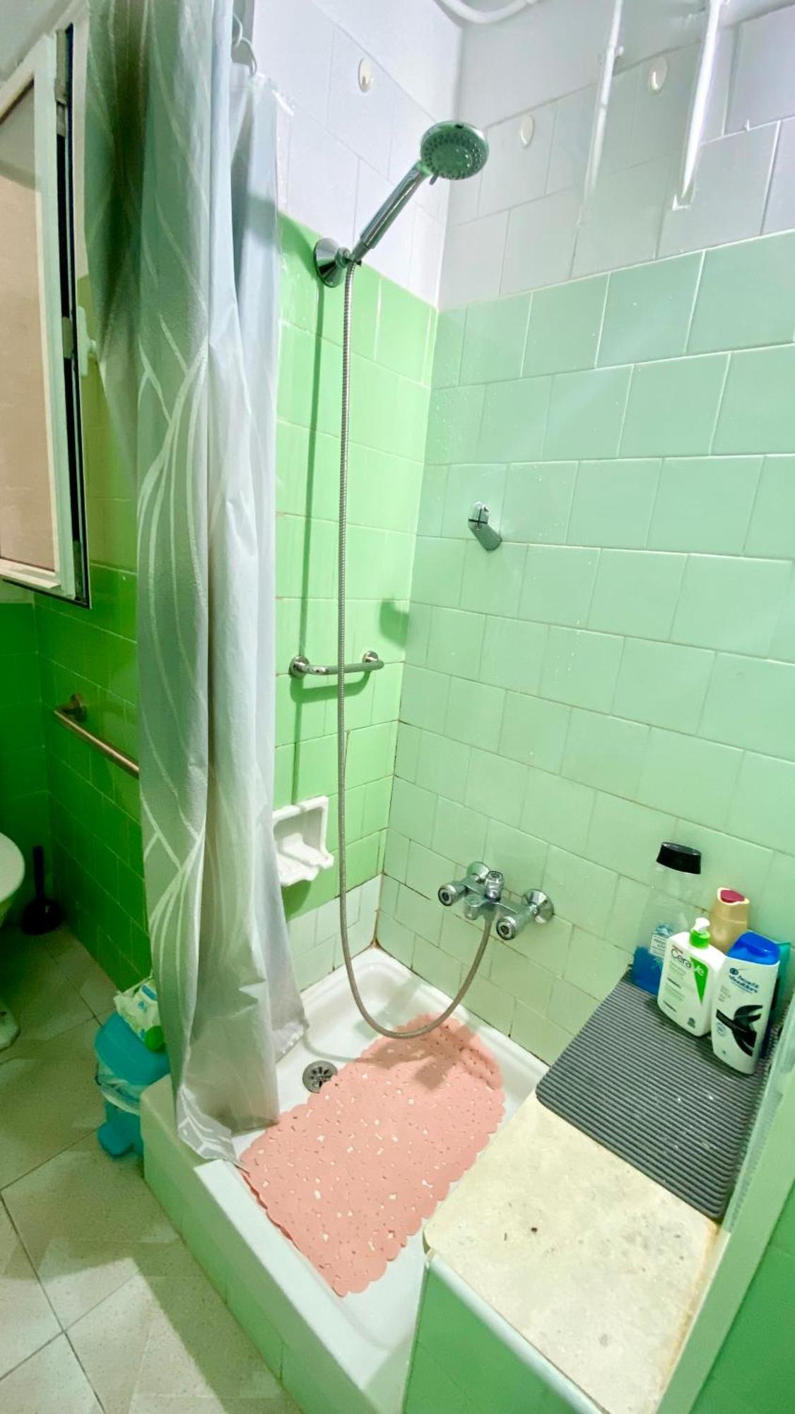 Habitacion Barato En Piso Familiar Compartido El Centro De La Ciudad Cerca De La Estacion De Autobuses Ταραγόνα Εξωτερικό φωτογραφία